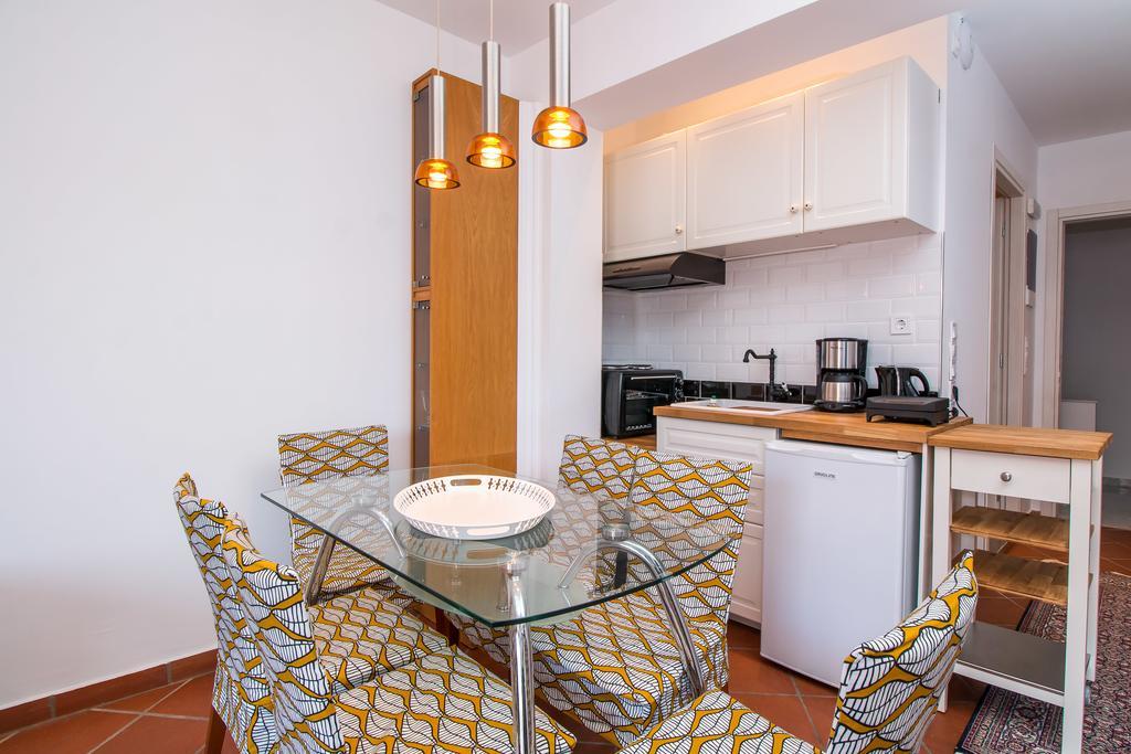 Danezis City Stars Boutique Aparthotel (Adults Only) Rhodes City ภายนอก รูปภาพ