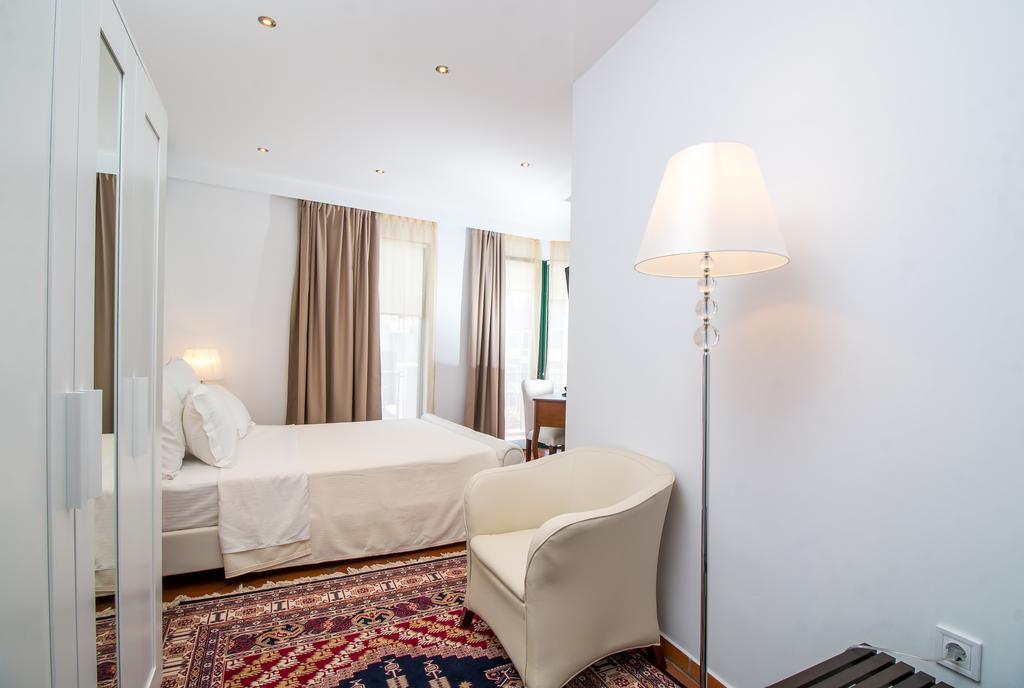 Danezis City Stars Boutique Aparthotel (Adults Only) Rhodes City ภายนอก รูปภาพ